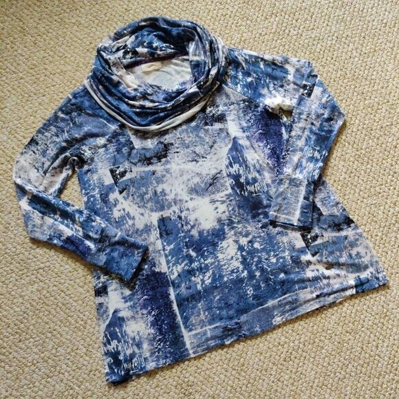 Cupio cowl neck long sleeve stretchy top - Picture 6 of 9